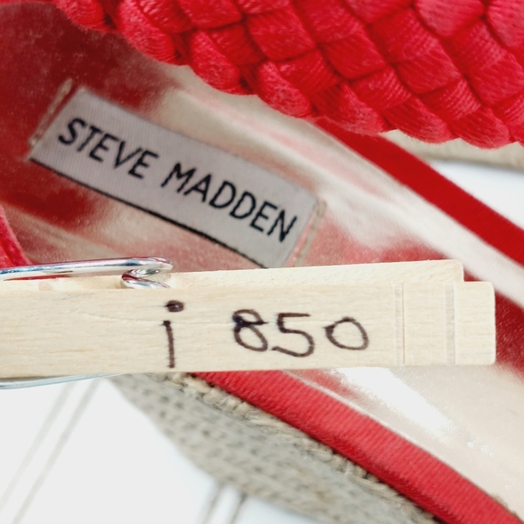 Steve Madden Rise Wedge Heel Espadrille T Strap Red Fabric Heels i850 - Picture 13 of 13
